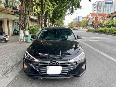 Hyundai Elantra 2021 1.6 AT - 64000 km. Mua bán Ô tô tại Thành phố Đông Hà Quảng Trị được đăng bởi liêm