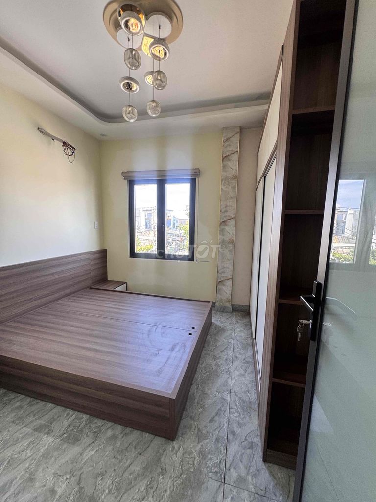 Угловой 3-этажный дом, заезжай и живи, Камле, Данганг. Пл: 84м²