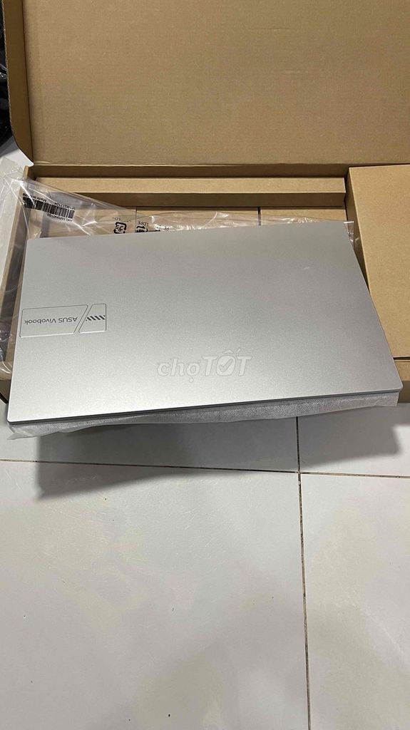Laptop Asus Vivobook i7-1355U/16G/512G NEW HÃNG24T. Mua bán Laptop tại Quận 8 Tp Hồ Chí Minh được đăng bởi Bé Vui SSD CHÍNH HÃNG hình 1