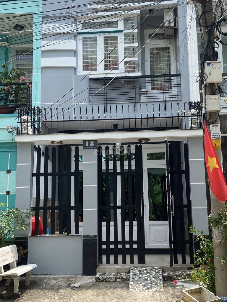 Rent · 3 bd · 80 м² · Quận 8, ул. 3643