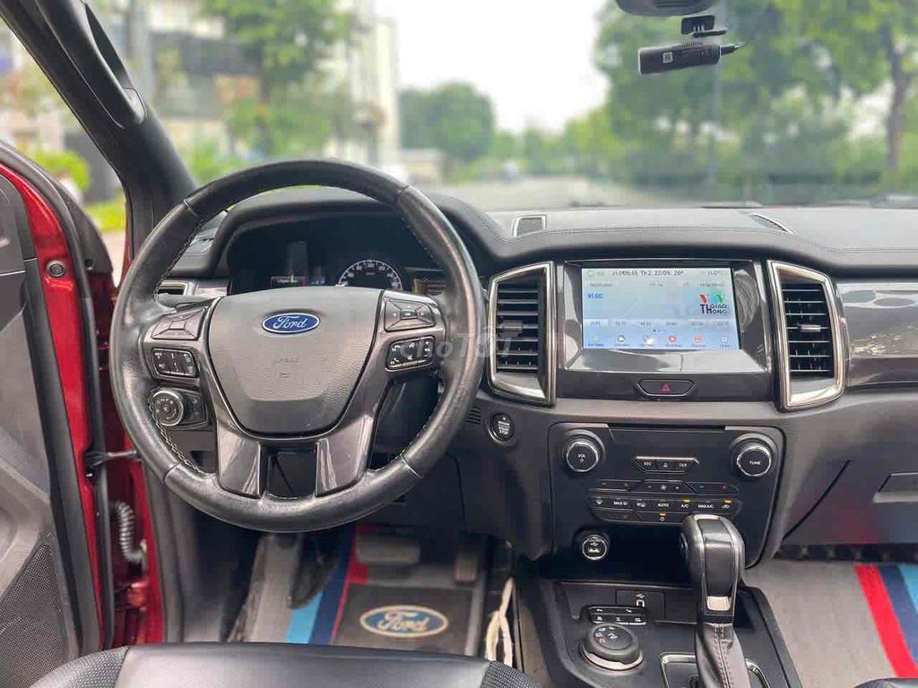 Ford Everest Titanium 2.0L 4x4 sx 2021 màu đỏ. Mua bán Ô tô tại Quận Cầu Giấy Hà Nội được đăng bởi Cao Quý hình 14