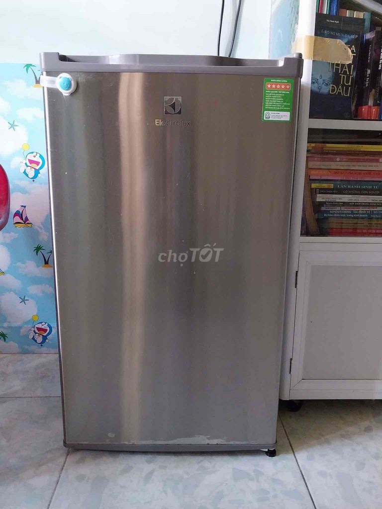 Cần bán tủ lạnh Electrolux giá tốt