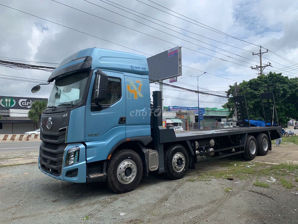 Xe Tải Chenglong H7 4 chân Chở Máy Công Trình Mới. Mua bán Xe tải, xe ben tại Thành phố Thuận An Bình Dương được đăng bởi Ngọc Minh hình 1