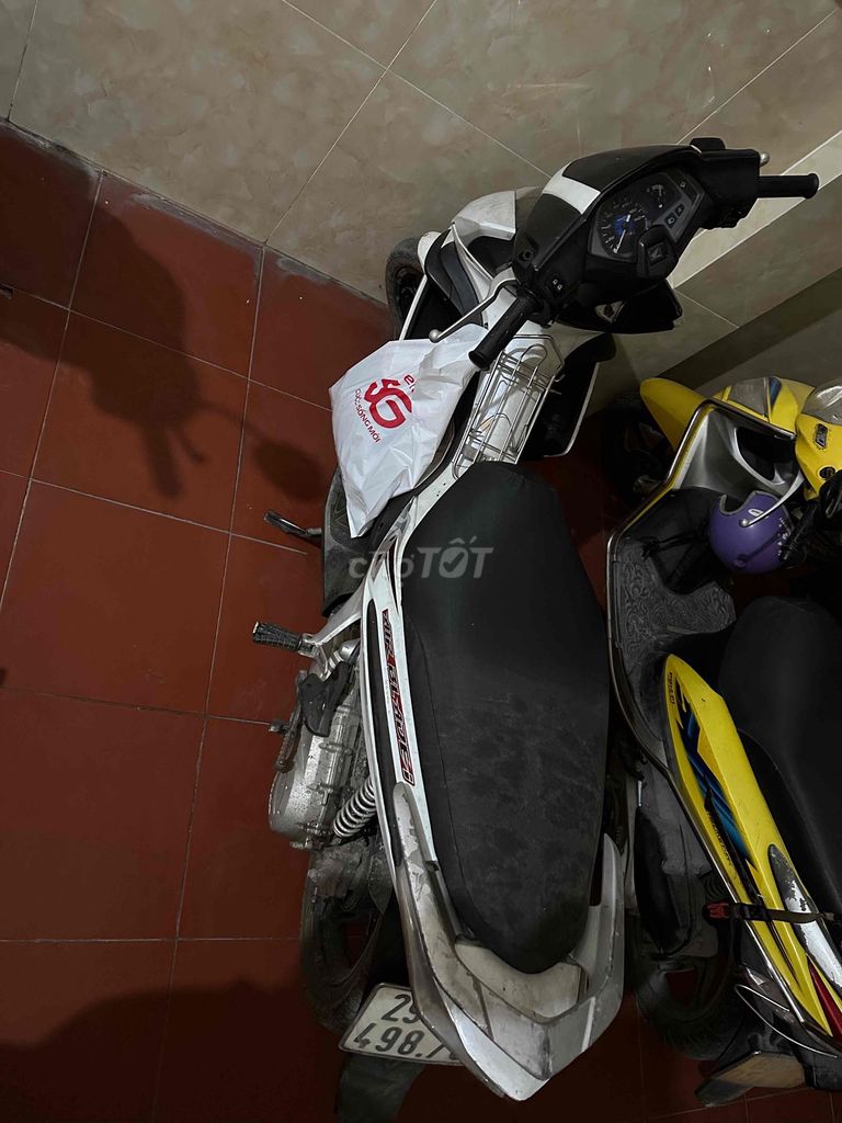 Honda Air Blade 2008 Trắng. Mua bán Xe máy tại Quận Hoàng Mai Hà Nội được đăng bởi Tuan hình 2