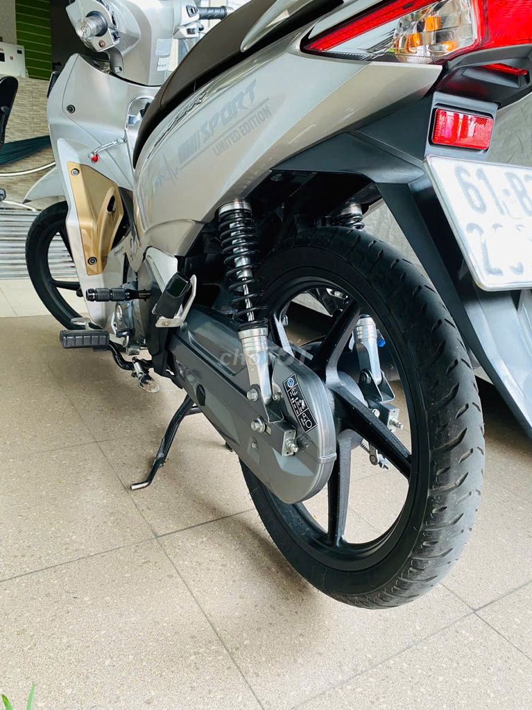 Honda Future LED Bạc 28000 km Đã sử dụng. Mua bán Xe máy tại Thành phố Thủ Dầu Một Bình Dương được đăng bởi Cù Long hình 4