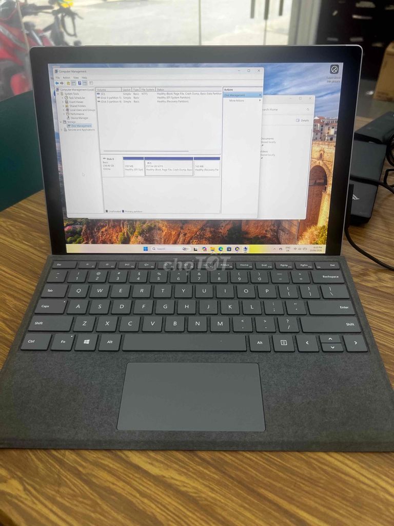 Microsoft Surface Pro 7  i5 8GB/256GB. Mua bán Laptop tại Quận 3 Tp Hồ Chí Minh được đăng bởi Hoa mười giờ hình 1