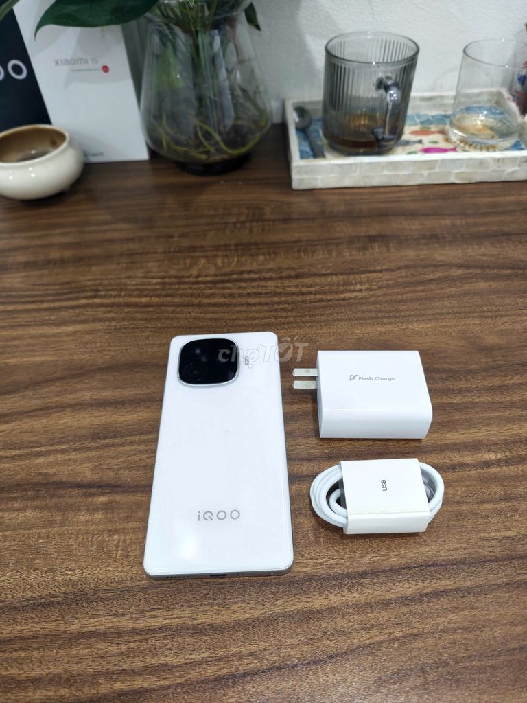 Vivo IQOO Z9 5G 12/256 sạc 80w có ship COD. Mua bán Điện thoại tại Quận Hoàng Mai Hà Nội được đăng bởi Trần Ngọc Hiếu hình 1