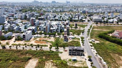 Cặp mặt tiền Chế Viết Tấn Đường thông Nguyễn Phước Lan siêu đẹp