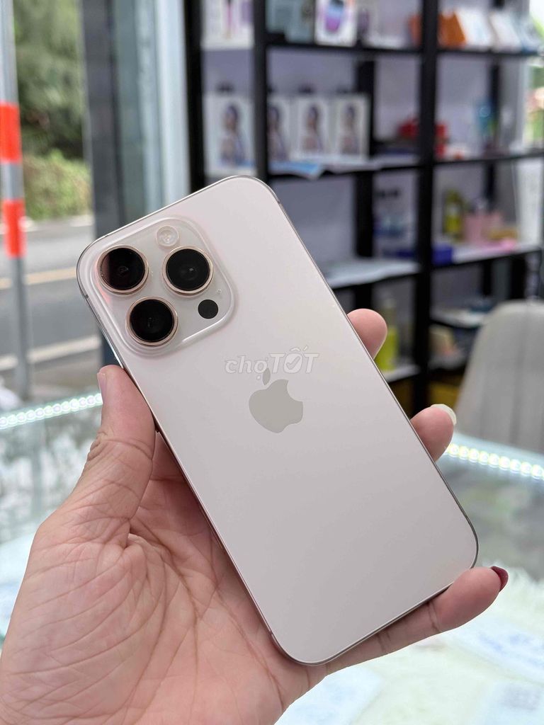 Apple iPhone 16 Pro 128GB Vàng. Mua bán Điện thoại tại Huyện Củ Chi Tp Hồ Chí Minh được đăng bởi Khang Hiếu Nhân hình 1