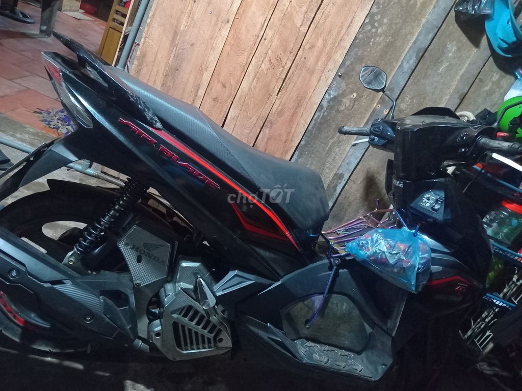 Xe zin máy zin.võ zin.màu đen nhám mới 95%. Mua bán Xe máy tại Huyện Kế Sách Sóc Trăng được đăng bởi Cai Nguyen hình 4