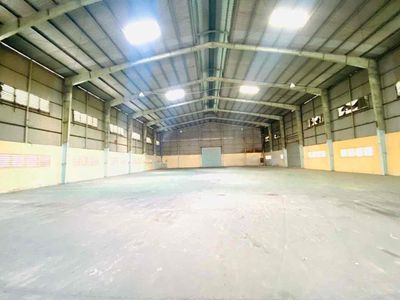 Kho xưởng 1200m2 Bến Lức Long An. Cho thuê văn phòng, mặt bằng kinh doanh tại Huyện Bến Lức Long An được đăng bởi Minh Phụng Kho Xưởng 