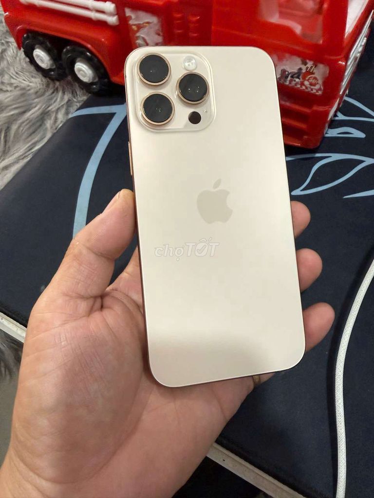 Apple iPhone 16 Pro Max 256GB sa mạc Mỹ. Mua bán Điện thoại tại Quận Bình Thạnh Tp Hồ Chí Minh được đăng bởi Hoàng Giang hình 1