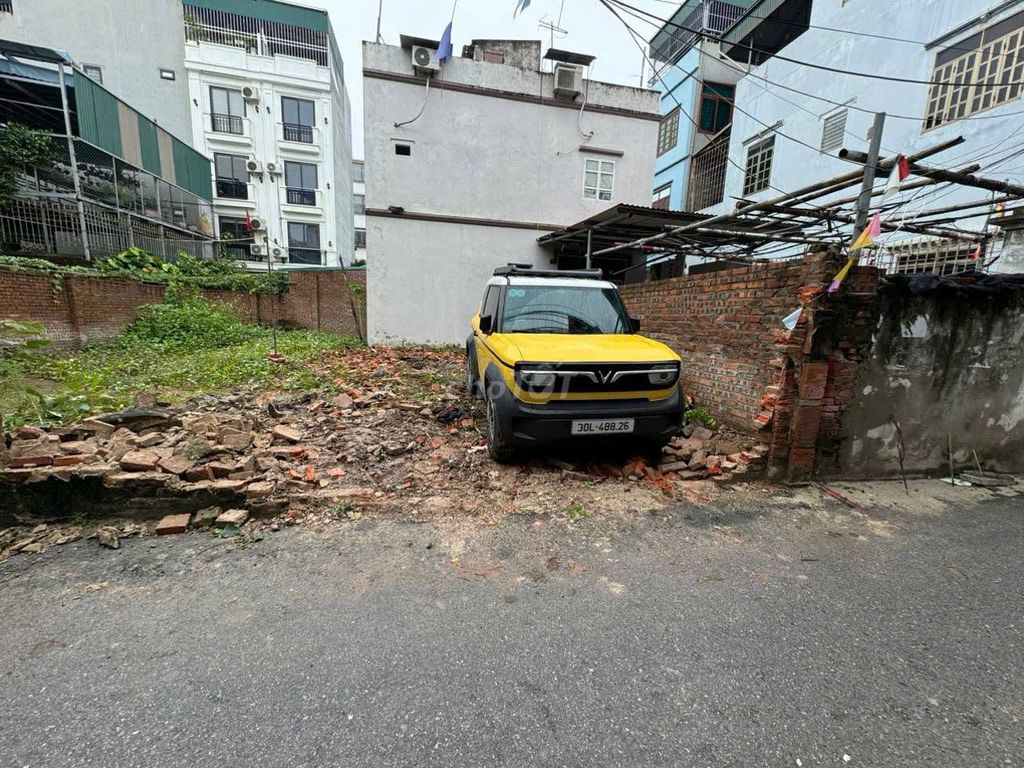 Bán đất 50m2 Yên Nghĩa, ô tô vào đất, gần ĐH Phennika