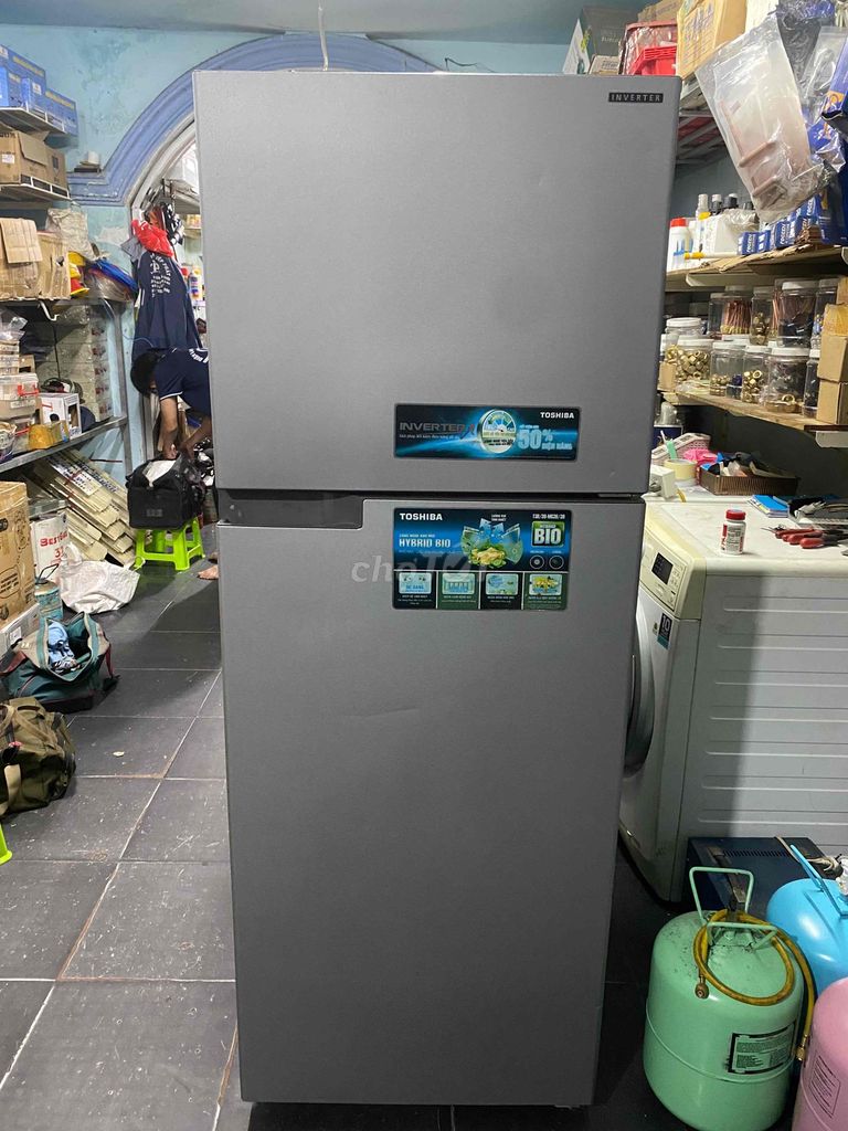 tủ lạnh TÔSHIBA INVERTER 300L. Mua bán Tủ lạnh tại Quận 8 Tp Hồ Chí Minh được đăng bởi LÊ HIỆP hình 1