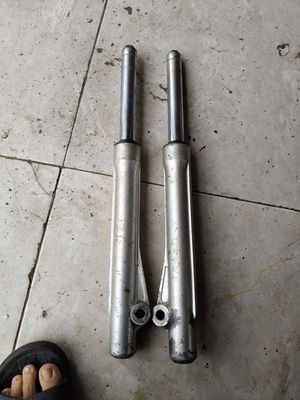 Cần bán gấp phuộc trước wave 2002. Mua bán Phụ tùng xe tại Thành phố Thủ Dầu Một Bình Dương được đăng bởi Hoàng 