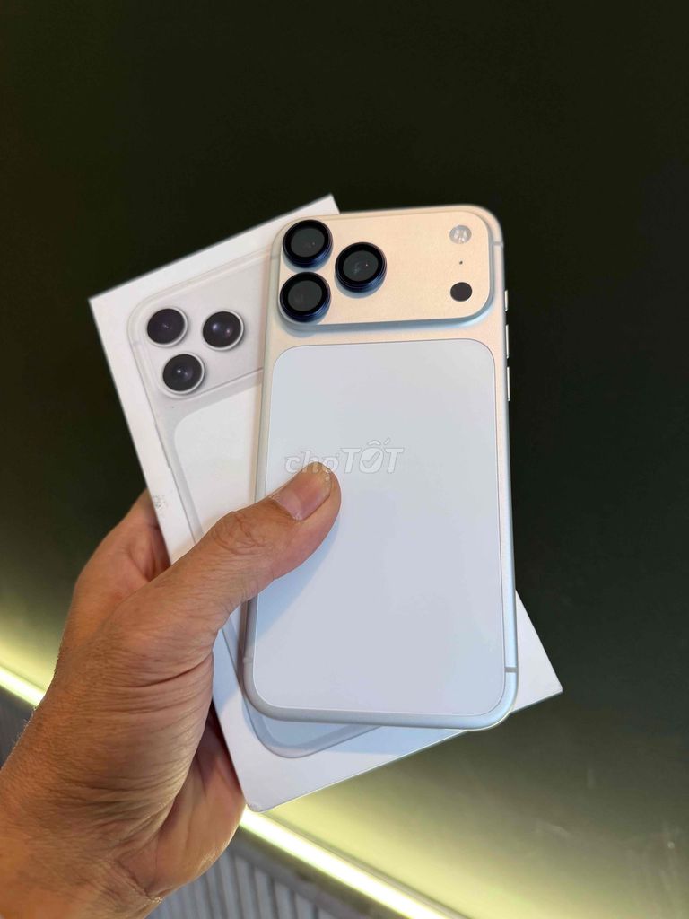 iPhone 17 Pro Max 256GB, Fullbox BH siêu lâu. Mua bán Điện thoại tại Thành phố Đà Lạt Lâm Đồng được đăng bởi Lavie Nguyễn  hình 1