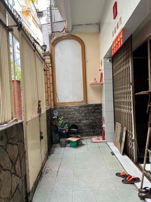 trung tâm Quận 10,không ngập nước. Mua bán nhà ở tại Quận 10 Tp Hồ Chí Minh được đăng bởi Chú Thành