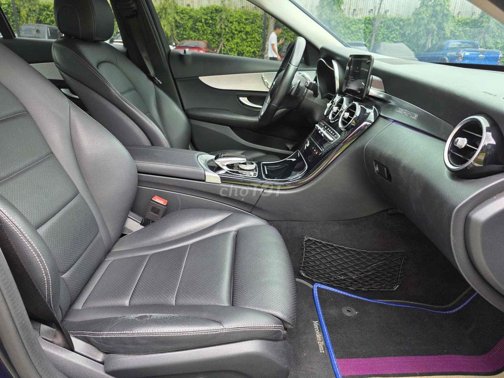 Mercedes C180 2020 Lướt nhẹ 44.000km. Mua bán Ô tô tại Quận Bình Tân Tp Hồ Chí Minh được đăng bởi Hoàng Thọ hình 9