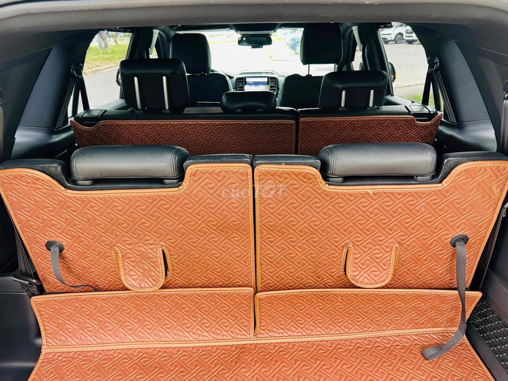 Ford Everest 2023 Titanium 2.0L 4x2 AT - 45000 km. Mua bán Ô tô tại Thành phố Buôn Ma Thuột Đắk Lắk được đăng bởi Hoài Chỉnh Ford hình 7