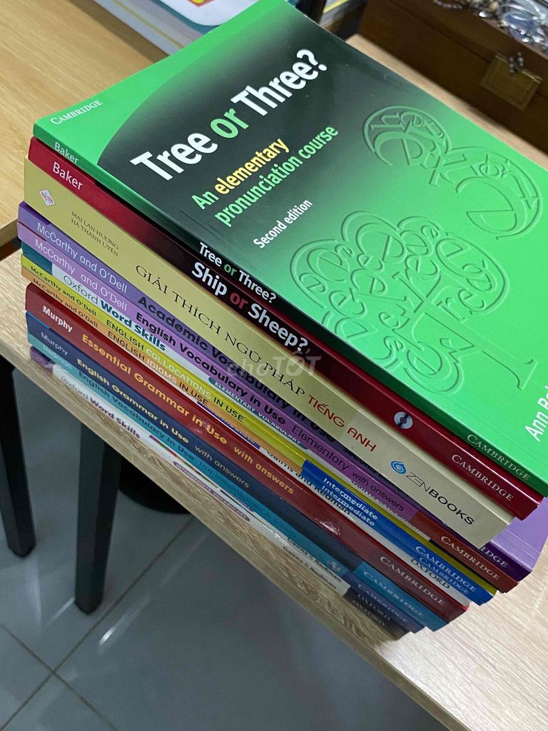 Bộ sách tiếng Anh. Mua bán Sách tại Thành phố Thủ Dầu Một Bình Dương được đăng bởi Ngô Đặng Ngọc Sơn hình 1