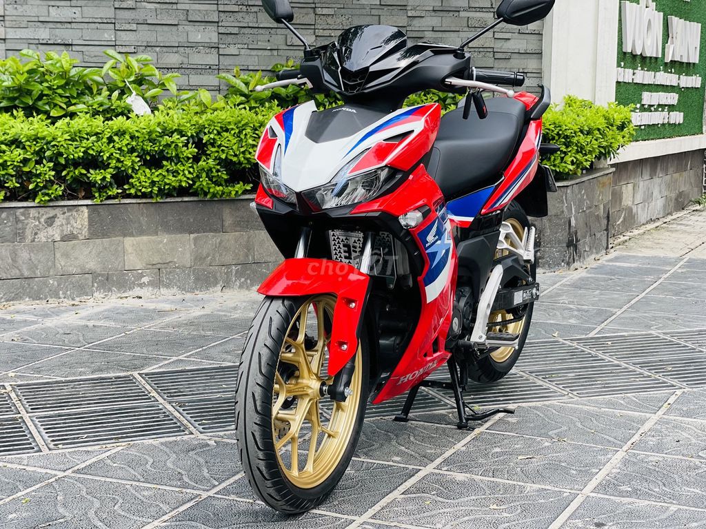 HONDA WINNER  BẢN V3 ABS-HRC  KHÓA TỪ ĐK 2024. Mua bán Xe máy tại Quận Nam Từ Liêm Hà Nội được đăng bởi THANH BÌNH hình 2