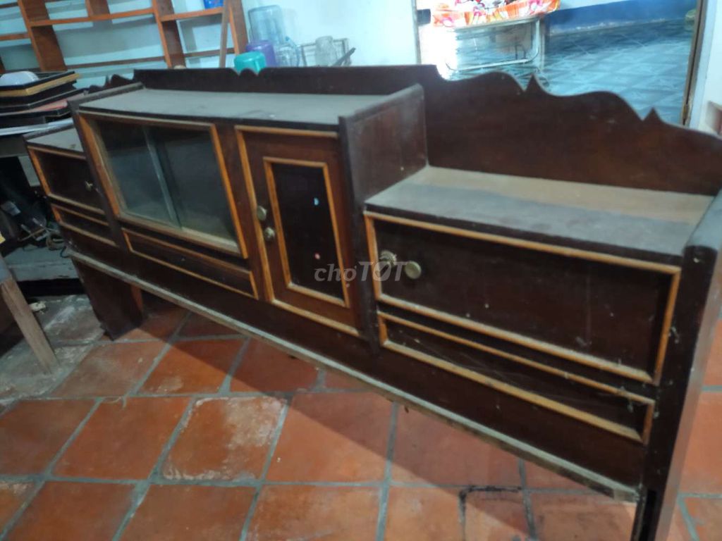 Giường xưa loại lớn..1m80x2m20