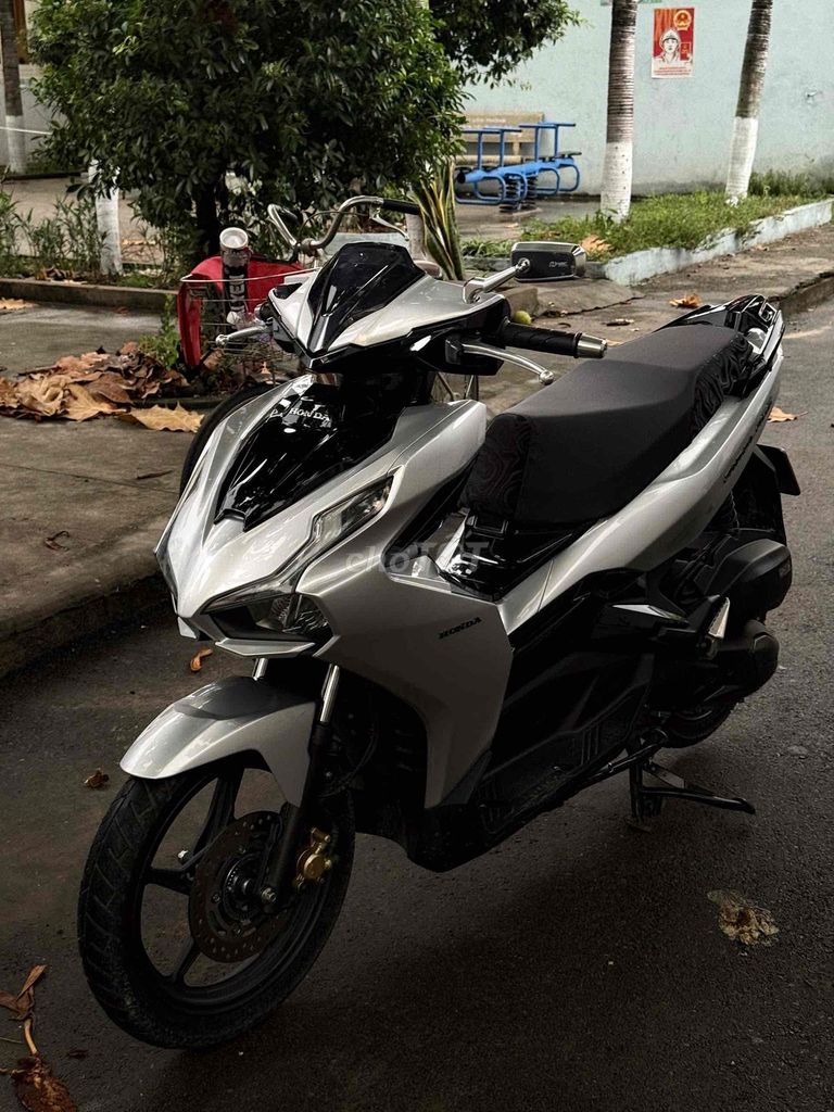Honda Airblade 150 2021 Серебристый Porcher