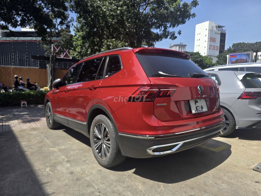 Volkswagen Tiguan Facelift Đỏ. Mua bán Ô tô tại Quận 3 Tp Hồ Chí Minh được đăng bởi Minh Hiếu hình 3