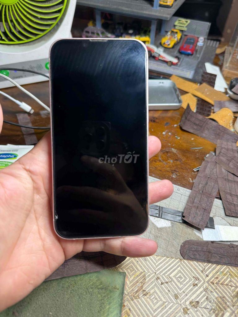 Apple iPhone 13 QT 128GB Hồng 86%. Mua bán Điện thoại tại Quận Cẩm Lệ Đà Nẵng được đăng bởi phucnguyen hình 1