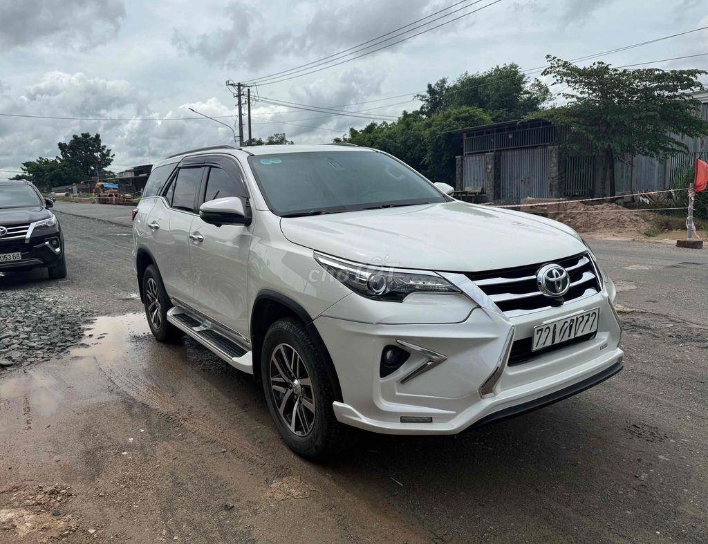 Toyota Fortuner 2018 2.8V 4x4 AT - 90000 km. Mua bán Ô tô tại Quận 12 Tp Hồ Chí Minh được đăng bởi Văn Bình hình 1