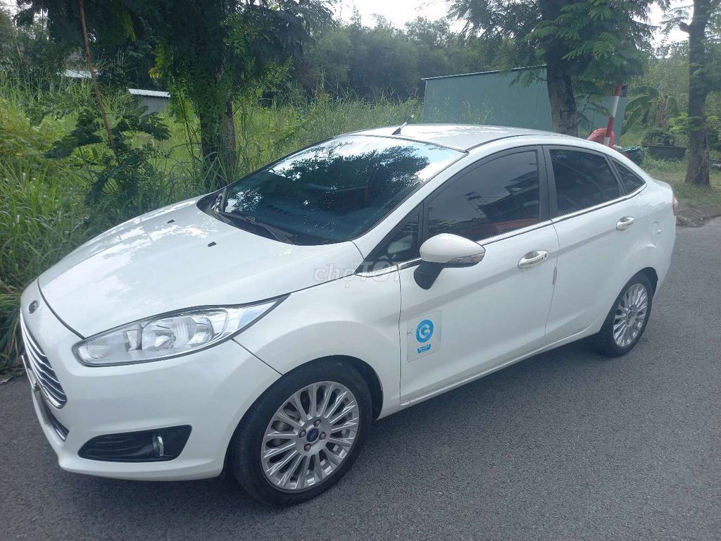 2015 1.5 AT Trend - 78000 km. Mua bán Ô tô tại Thành phố Thuận An Bình Dương được đăng bởi Gia Khang hình 2