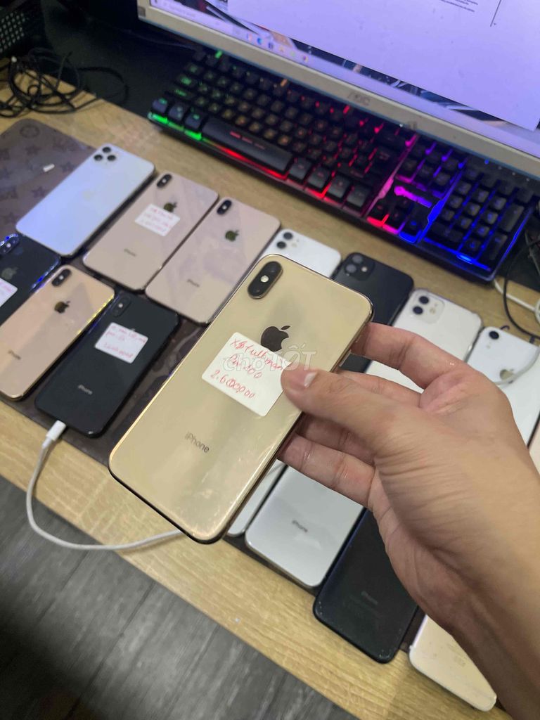 iPhone XS Vàng Đã qua sử dụng. Mua bán Điện thoại tại Quận Cẩm Lệ Đà Nẵng được đăng bởi Sim Số Đại Tài hình 1