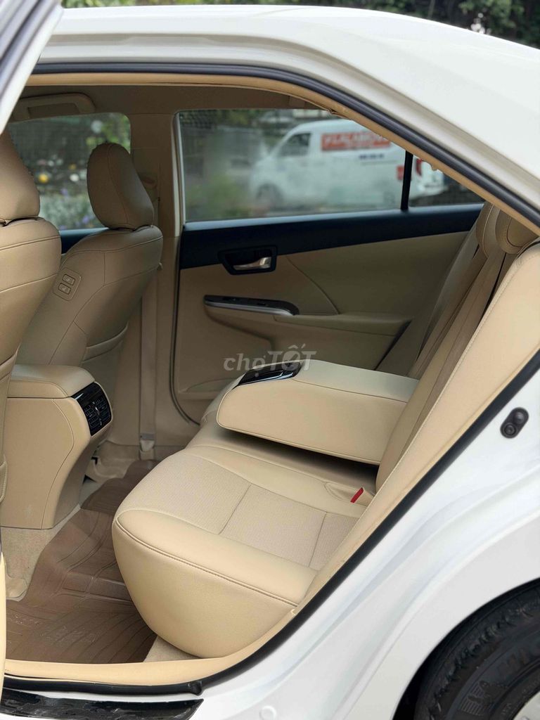 Camry 2015 2.0E - 127000 km full lịch sử hãng. Mua bán Ô tô tại Quận 12 Tp Hồ Chí Minh được đăng bởi Tân hình 10