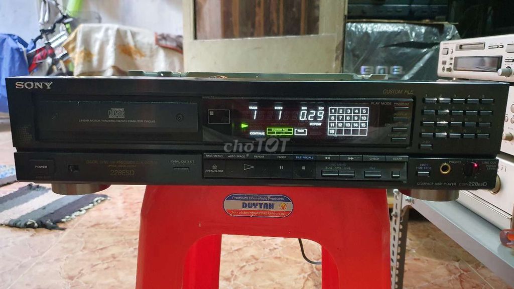 Đầu đĩa CD Sony CDP-228ESD Đen. Mua bán Tivi, Âm thanh tại Quận 11 Tp Hồ Chí Minh được đăng bởi Le van ut hình 1