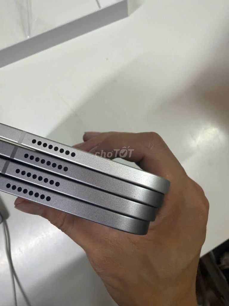 Apple iPad Pro M2 256GB 5G Xám. Mua bán Máy tính bảng tại Quận 1 Tp Hồ Chí Minh được đăng bởi Hội Đồ Điện Tử hình 1