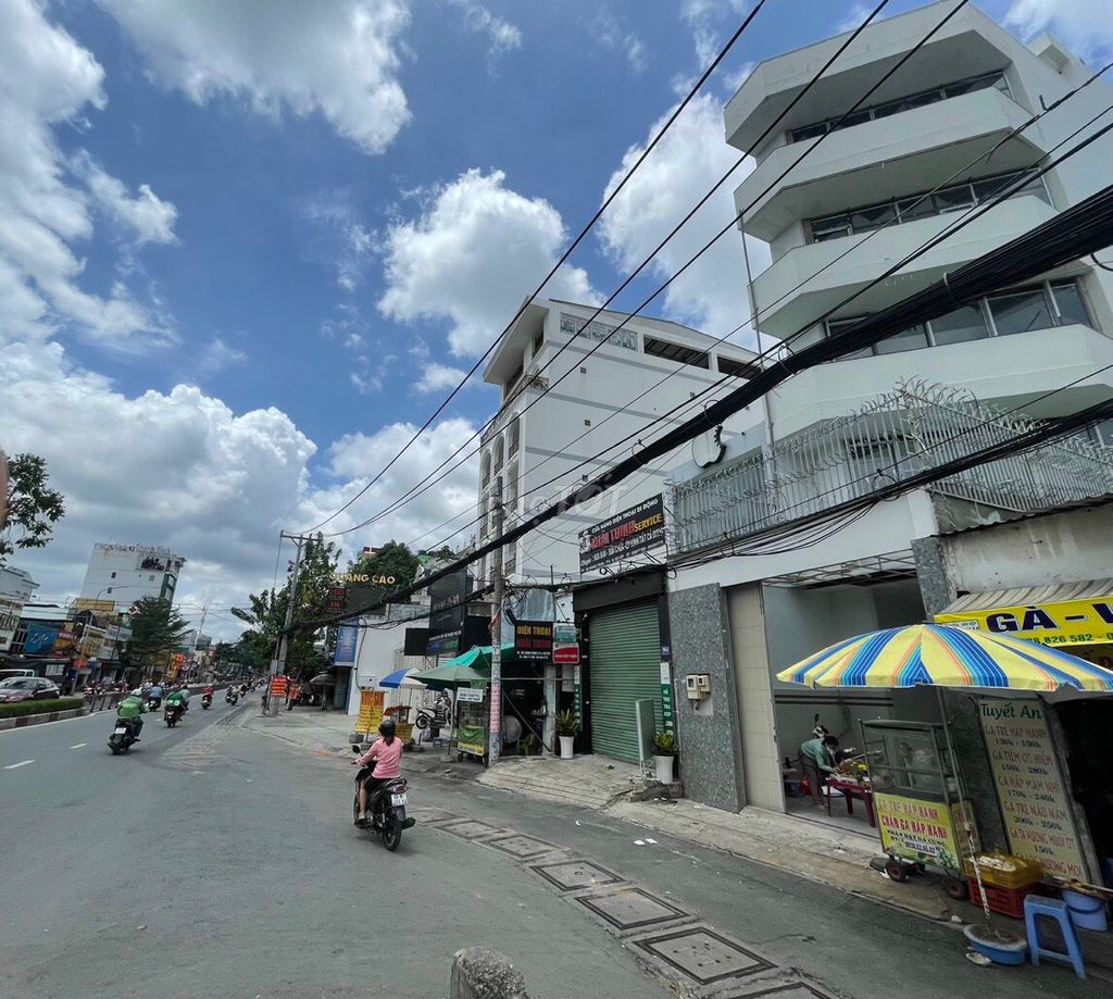 Nhà mặt tiền đường Quang Trung, P14, GV diện tích 150m2 đúc 5 lầu