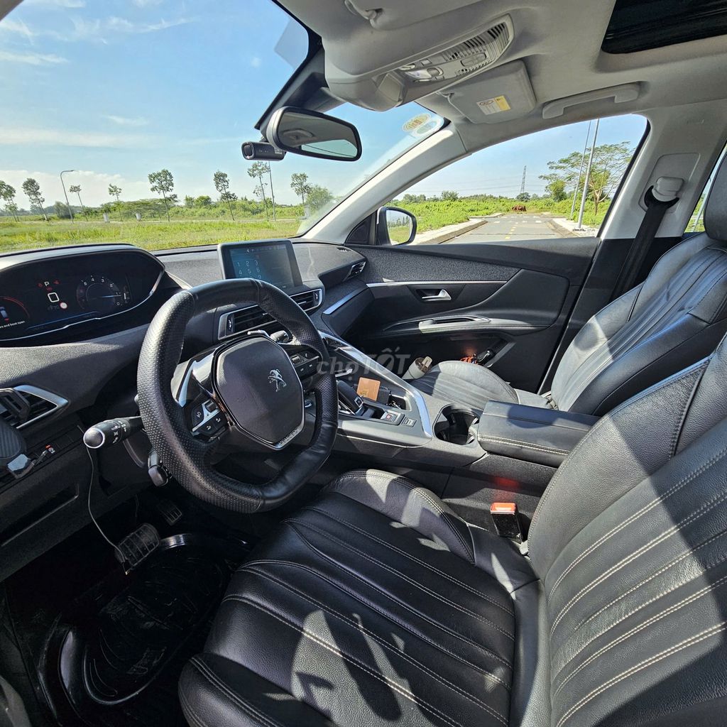 Peugeot 3008 All New 2018 Trắng 126.000 km. Mua bán Ô tô tại Huyện Bình Chánh Tp Hồ Chí Minh được đăng bởi Trần Xuân Bách hình 11