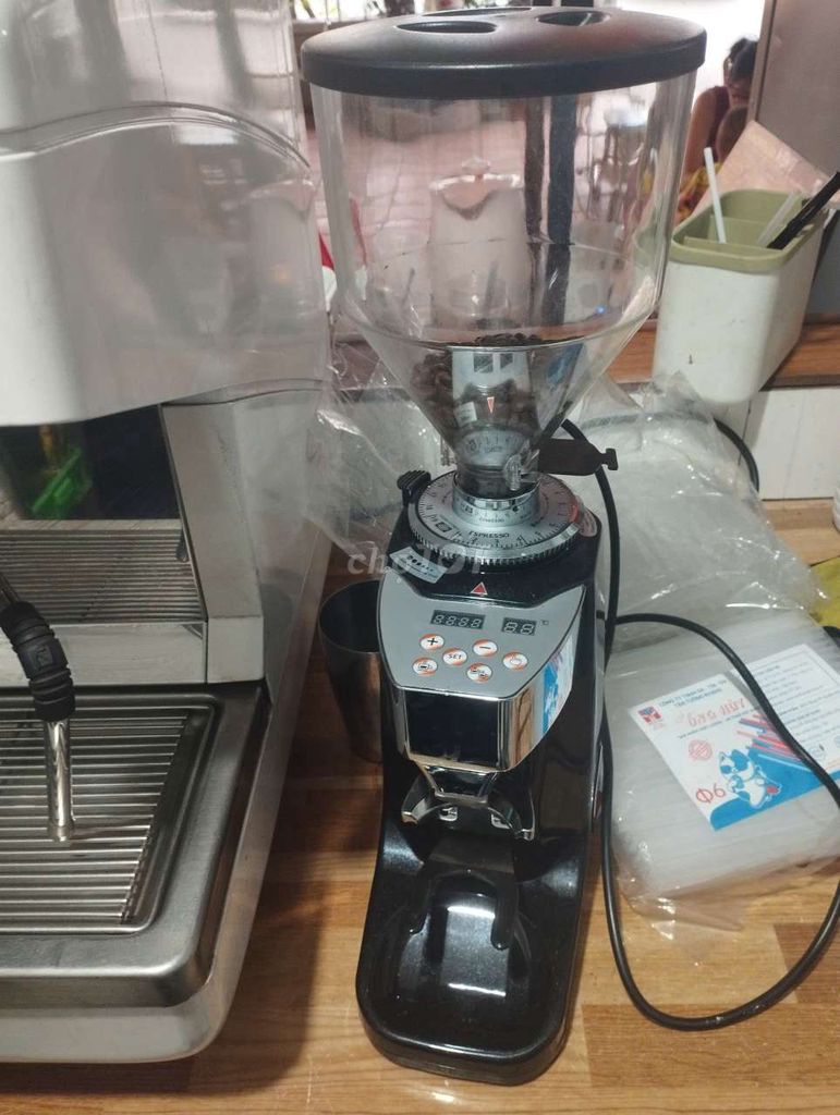 Máy pha cà phê Nuova Simonelli Appia II. Mua bán Bếp, lò, đồ điện nhà bếp tại Thành phố Dĩ An Bình Dương được đăng bởi Lê Dịu hình 1