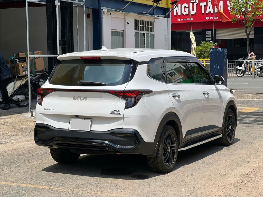 Kia Carens 2023 1.5G IVT - 32000 km nhiều option. Mua bán Ô tô tại Quận Tân Phú Tp Hồ Chí Minh được đăng bởi Nguyễn Tân Xe Lướt  hình 2