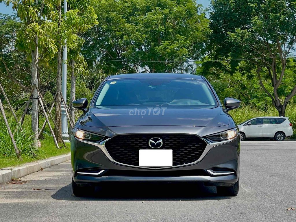 Mazda 3 Luxury 2023 Серый 17 000 км