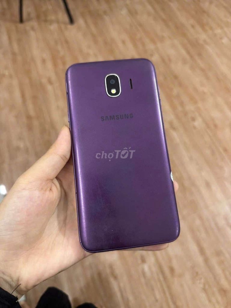 Samsung Galaxy J4, 2/16g, zin full, màn ám. Mua bán Điện thoại tại Thành phố Thủ Dầu Một Bình Dương được đăng bởi Phước Mobile hình 1