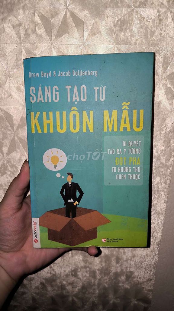 Sách Sáng Tạo Từ Khuôn Mẫu. Mua bán Sách tại Huyện Củ Chi Tp Hồ Chí Minh được đăng bởi Thanh lý Sách cũ hình 1