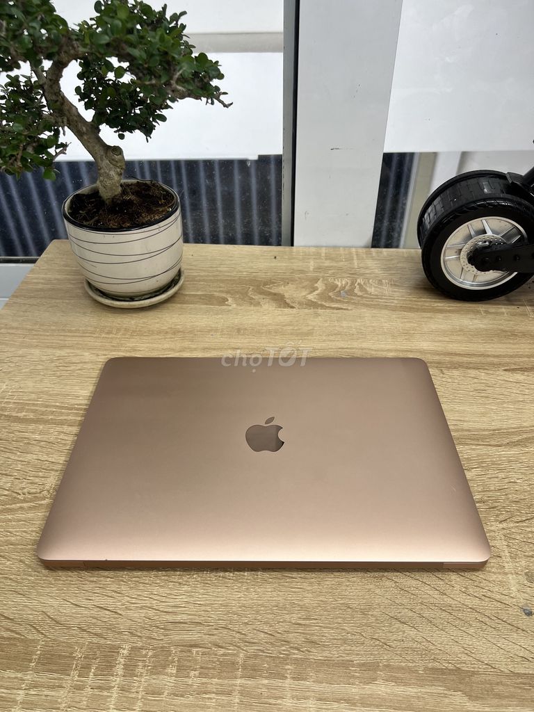 🍎MacBook Air M1/8/256 13"3 2.5K Retina 🔋95% 2020. Mua bán Laptop tại Quận Bình Thạnh Tp Hồ Chí Minh được đăng bởi Nguyễn Công Lý hình 1