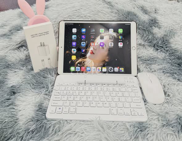 Apple iPad Air 3 64GB Vàng đồng. Mua bán Máy tính bảng tại Quận 3 Tp Hồ Chí Minh được đăng bởi Hội Đồ Điện Tử hình 1