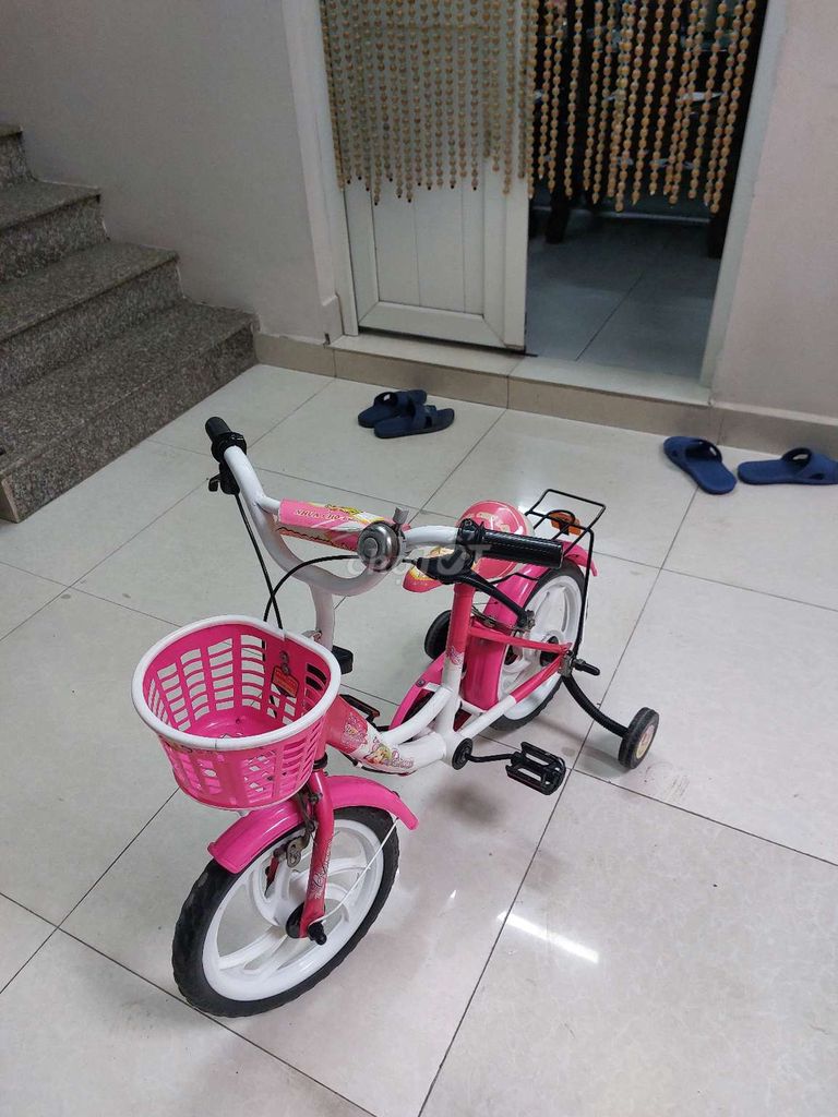Bán xe đạp cho bé đi tâp