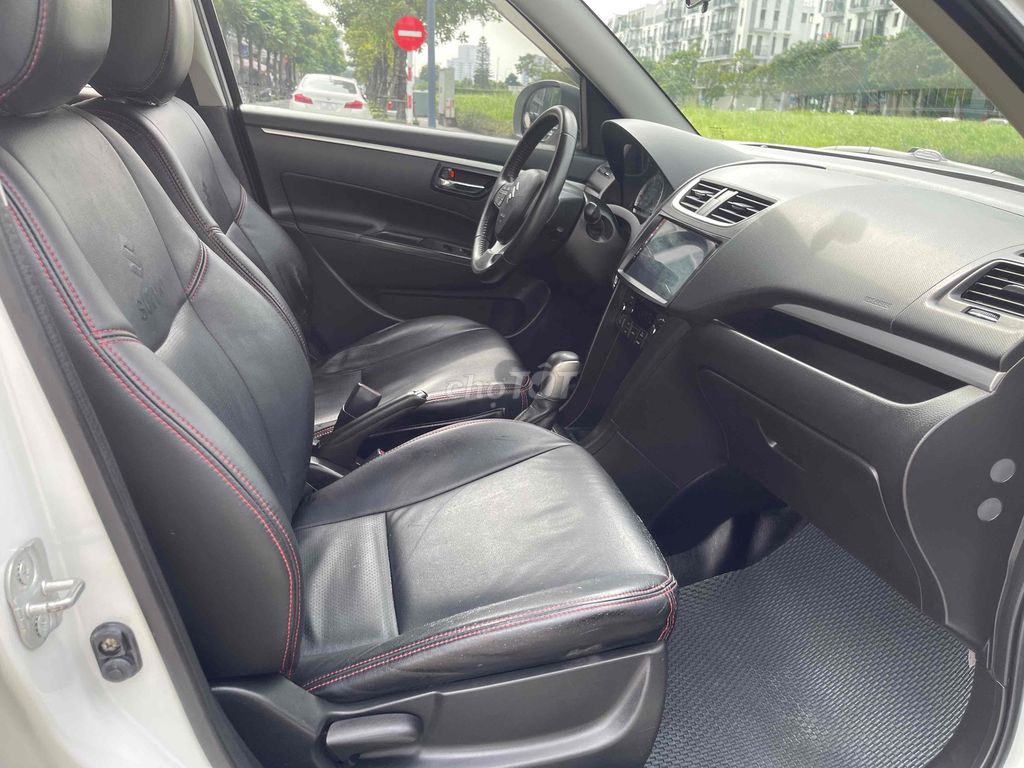 cần bán Suzuki swift 2016 AT xe đẹp xuất sắc. Mua bán Ô tô tại Quận Hoàng Mai Hà Nội được đăng bởi tran duc khien hình 11