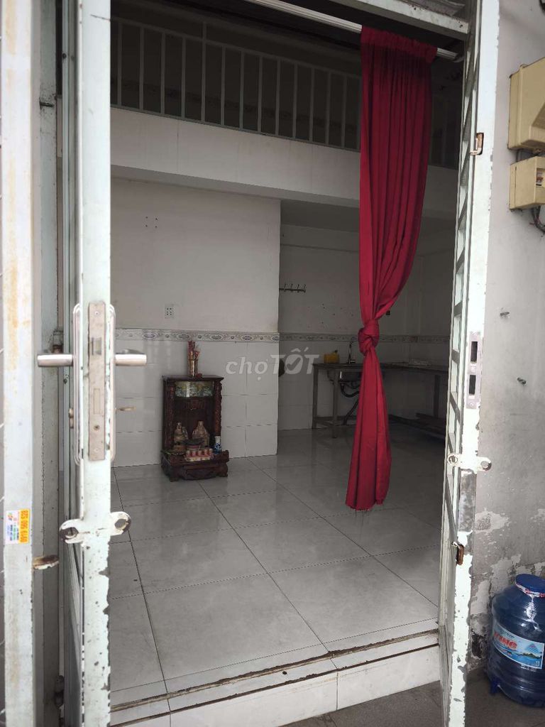 Аренда · 1 комн. · 20 м² · Quận 12, ул. Đường Huỳnh Thị Hai