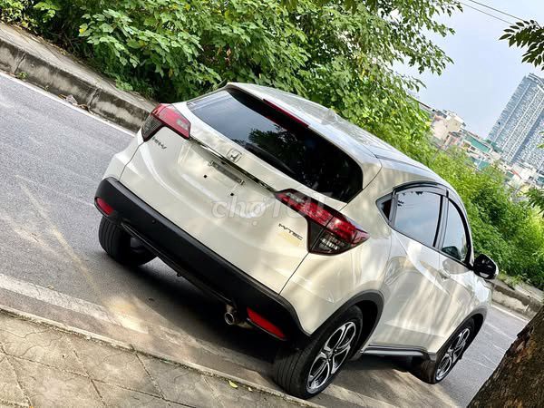 Honda HRV bản G sản xuất 2021. Mua bán Ô tô tại Quận Ba Đình Hà Nội được đăng bởi Quý Cường hình 5