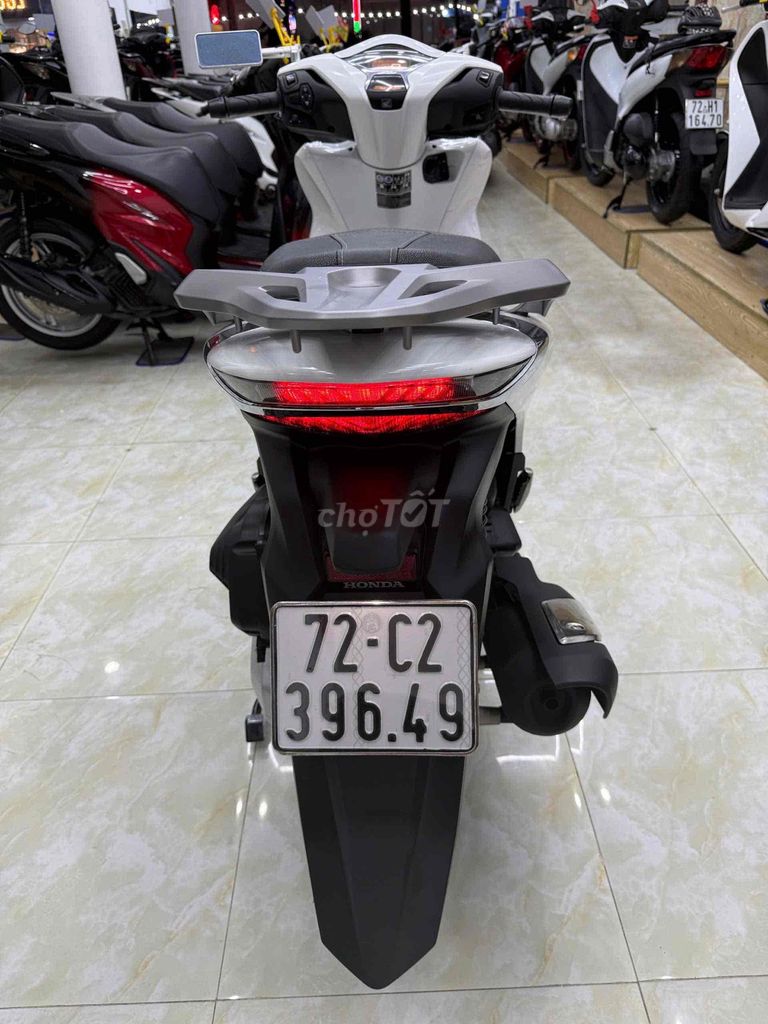 Honda SH 125 CBS 2022 odo  10000 km xe đẹp giá tôt. Mua bán Xe máy tại Thành phố Vũng Tàu Bà Rịa - Vũng Tàu được đăng bởi XE MÁY BẢO THANH  TPVŨNG TÀU hình 7