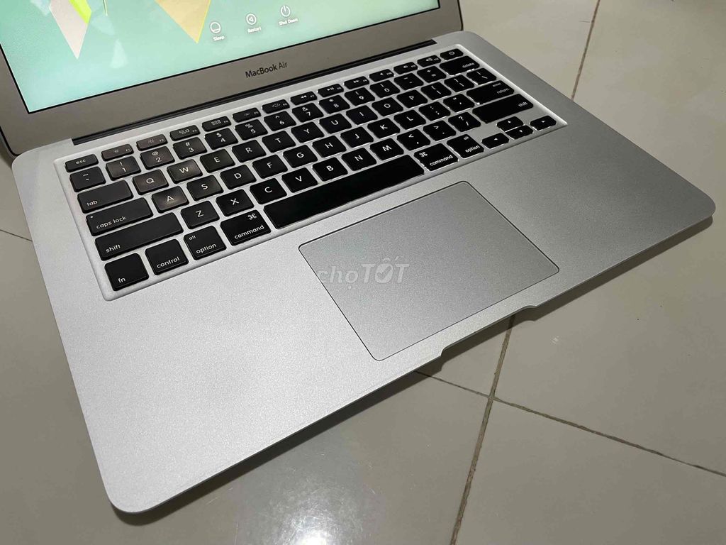 Apple MacBook Air 13 inch 128GB Bạc. Mua bán Laptop tại Thành phố Bến Tre Bến Tre được đăng bởi Bin Võ hình 1